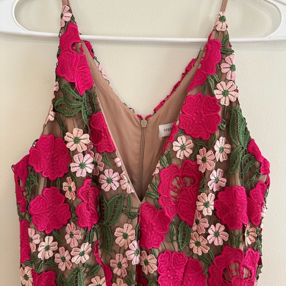 Dress the Population Dresses & Skirts - Dress the Population Pink Floral Embroidered Dress